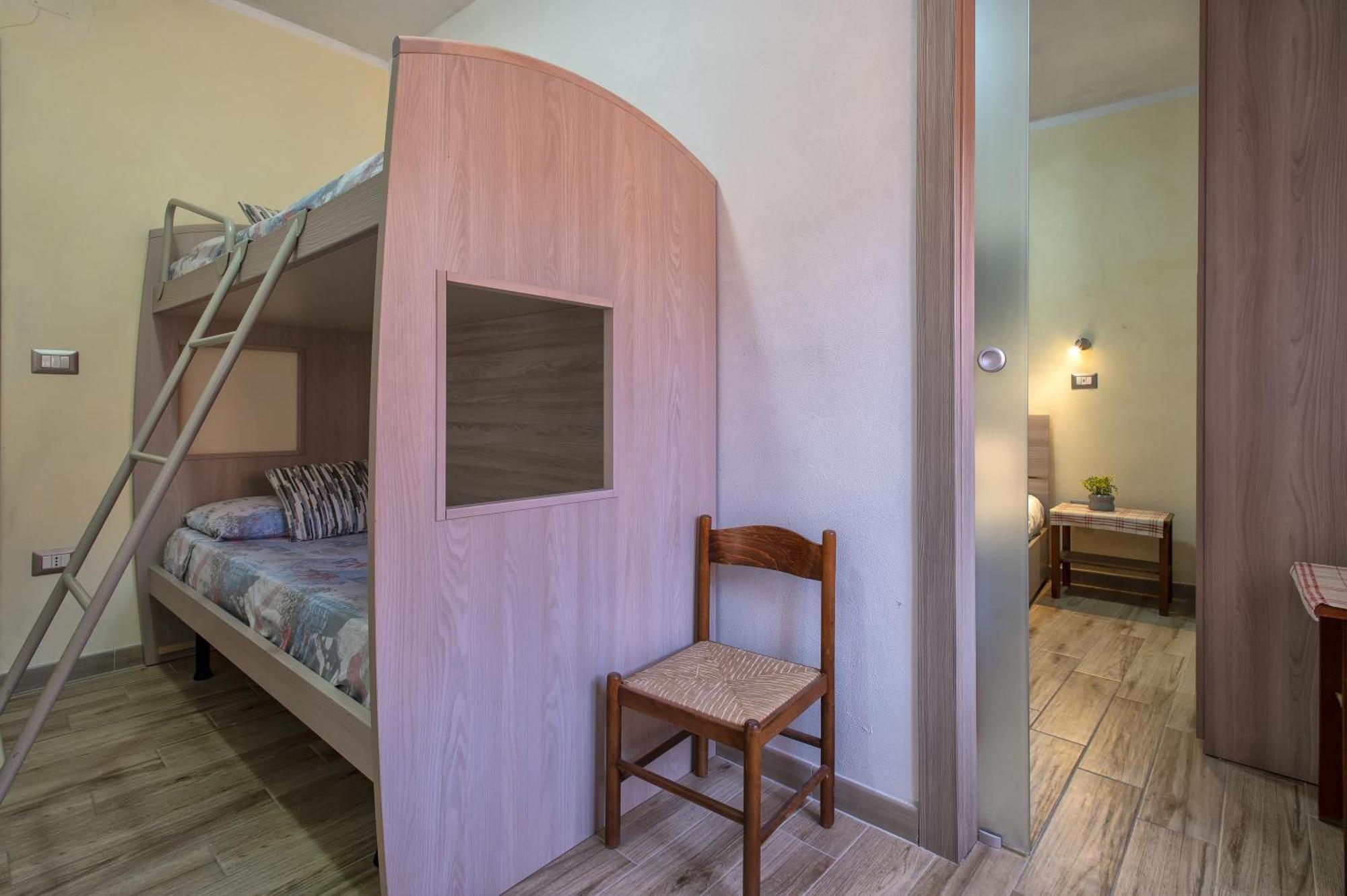 Relax House And Fitness 9 Villanova Monteleone Exterior foto